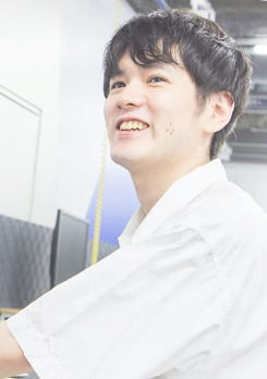 採用情報_人物8